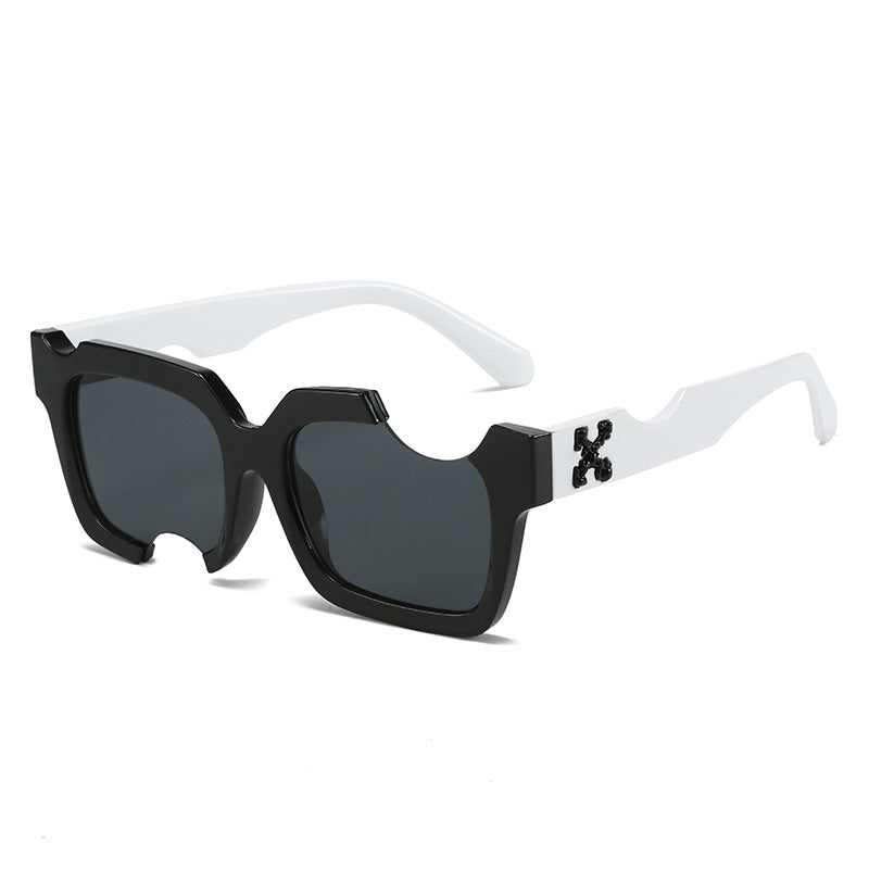 Damen moderne, geometrische Sonnenbrille mit außergewöhnlichem Rahmen Brehn