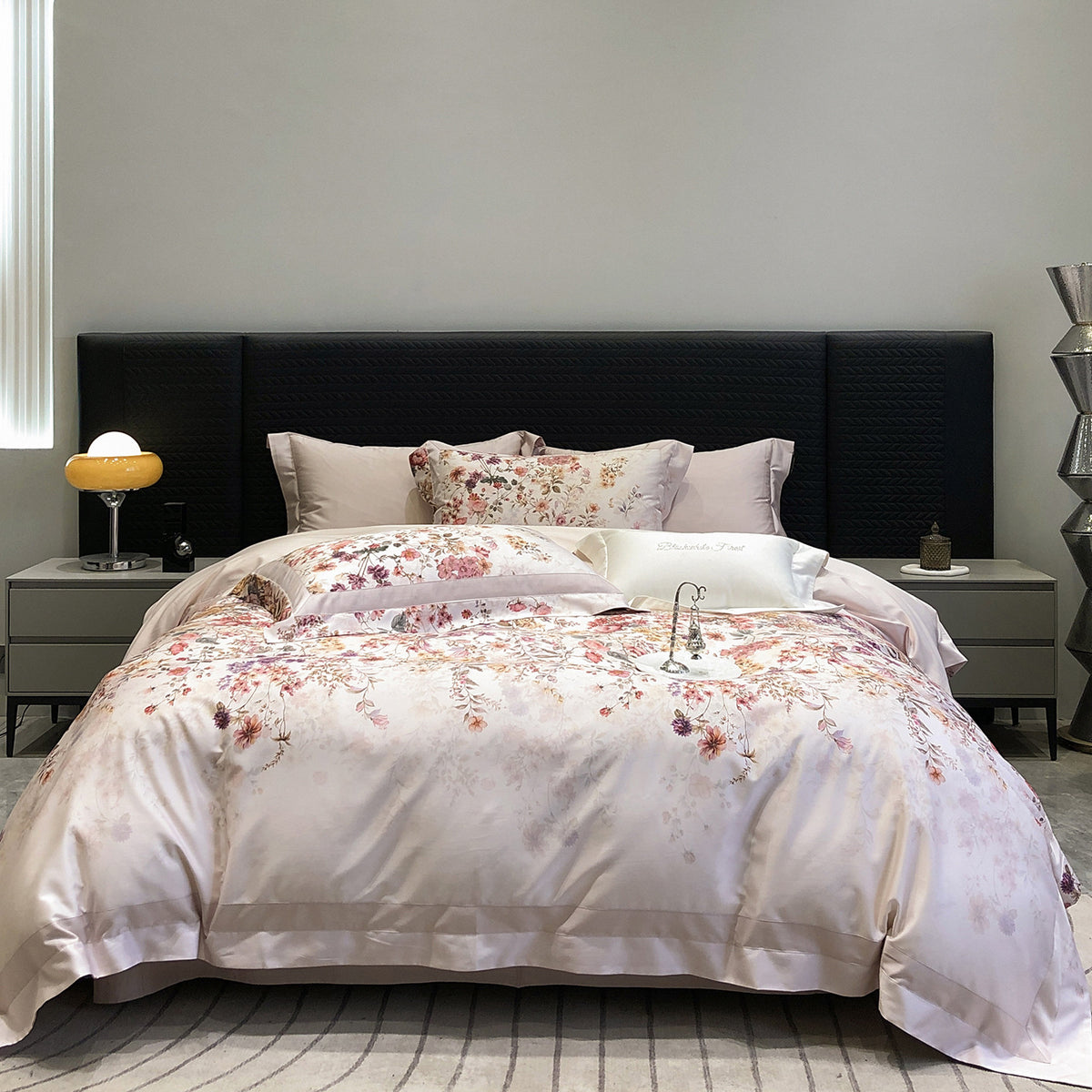Luxuriöses Baumwollsatin-Bettwäsche-Set mit Tier-Toile-Motiv und Satinkante