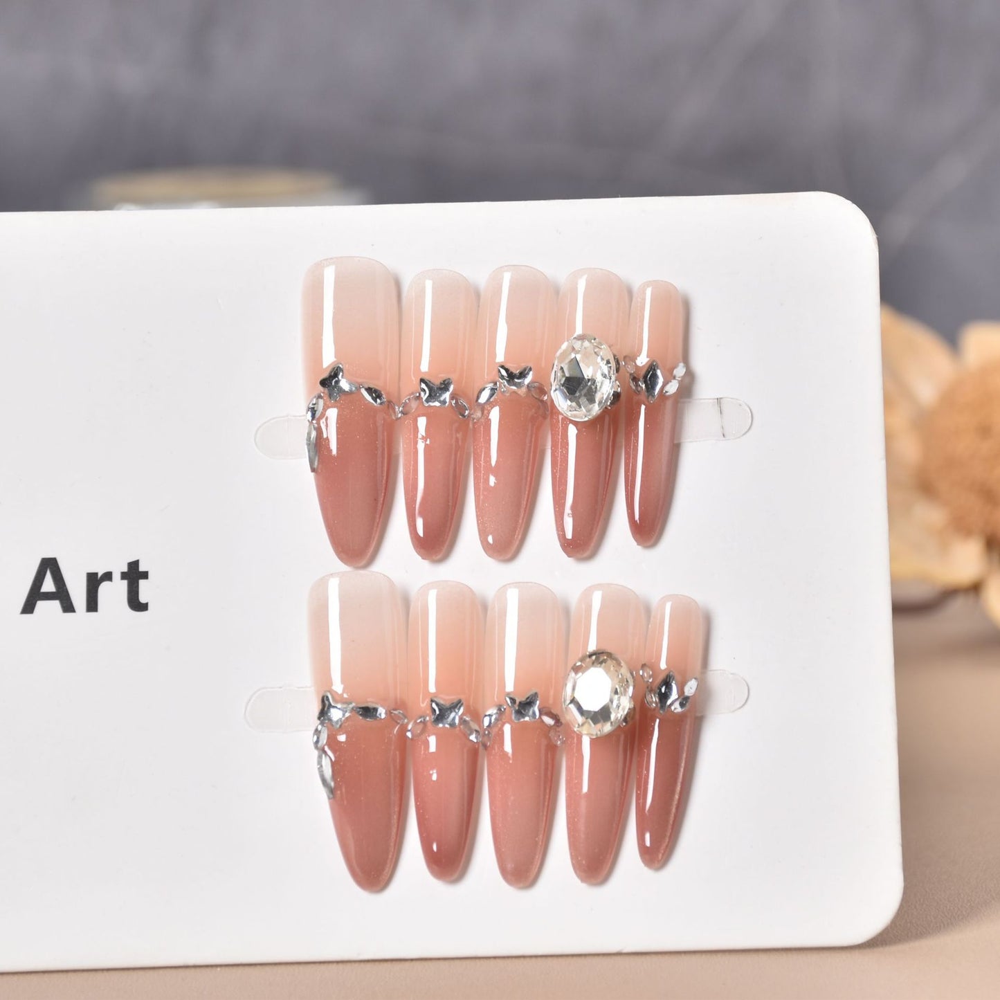 Glamorous Press-On Nail Extensions Brehn