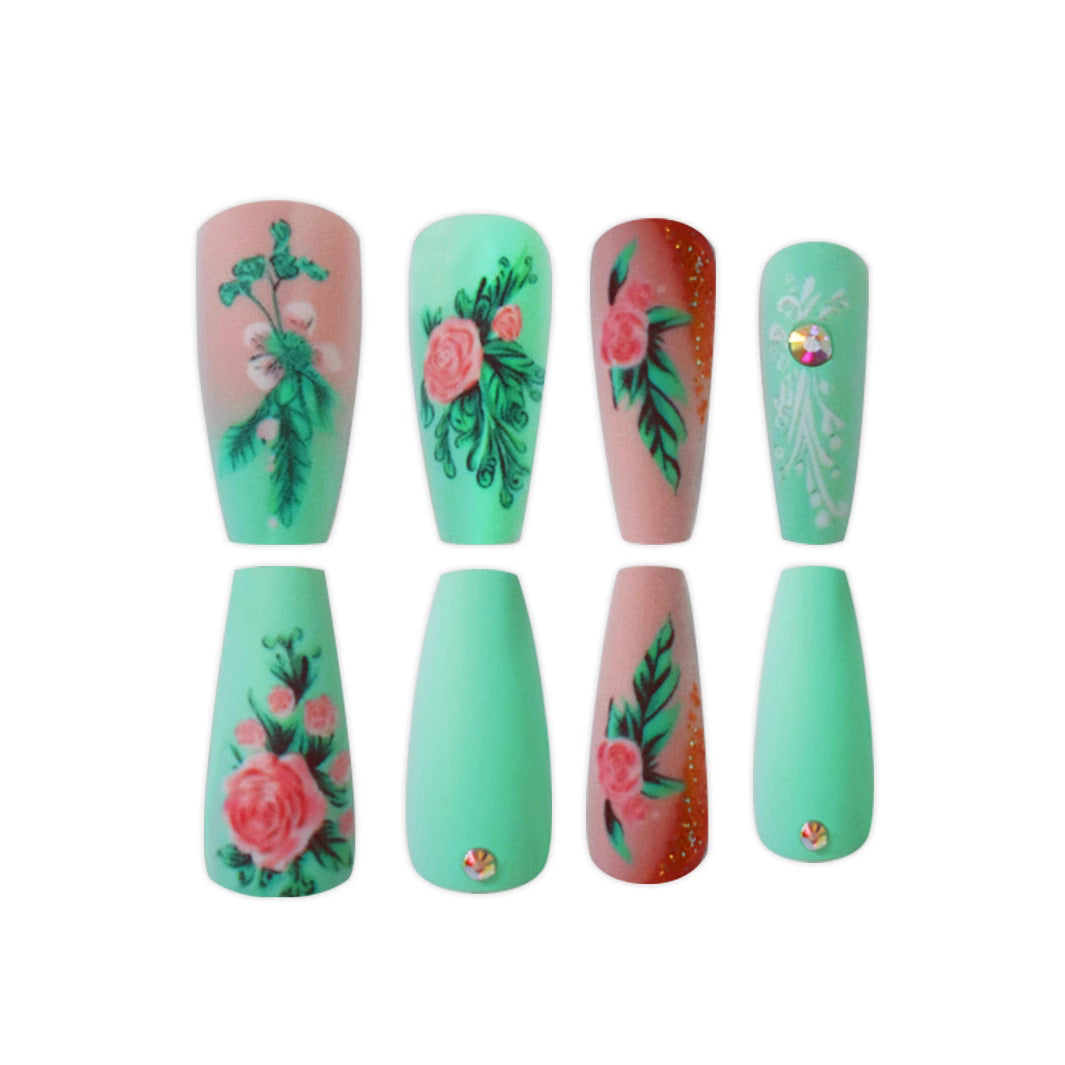 Blumig verziertes Press-On Nail Set Brehn