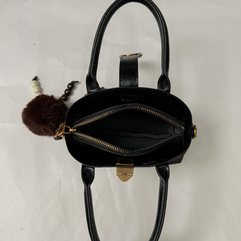 Handtasche aus Wildleder