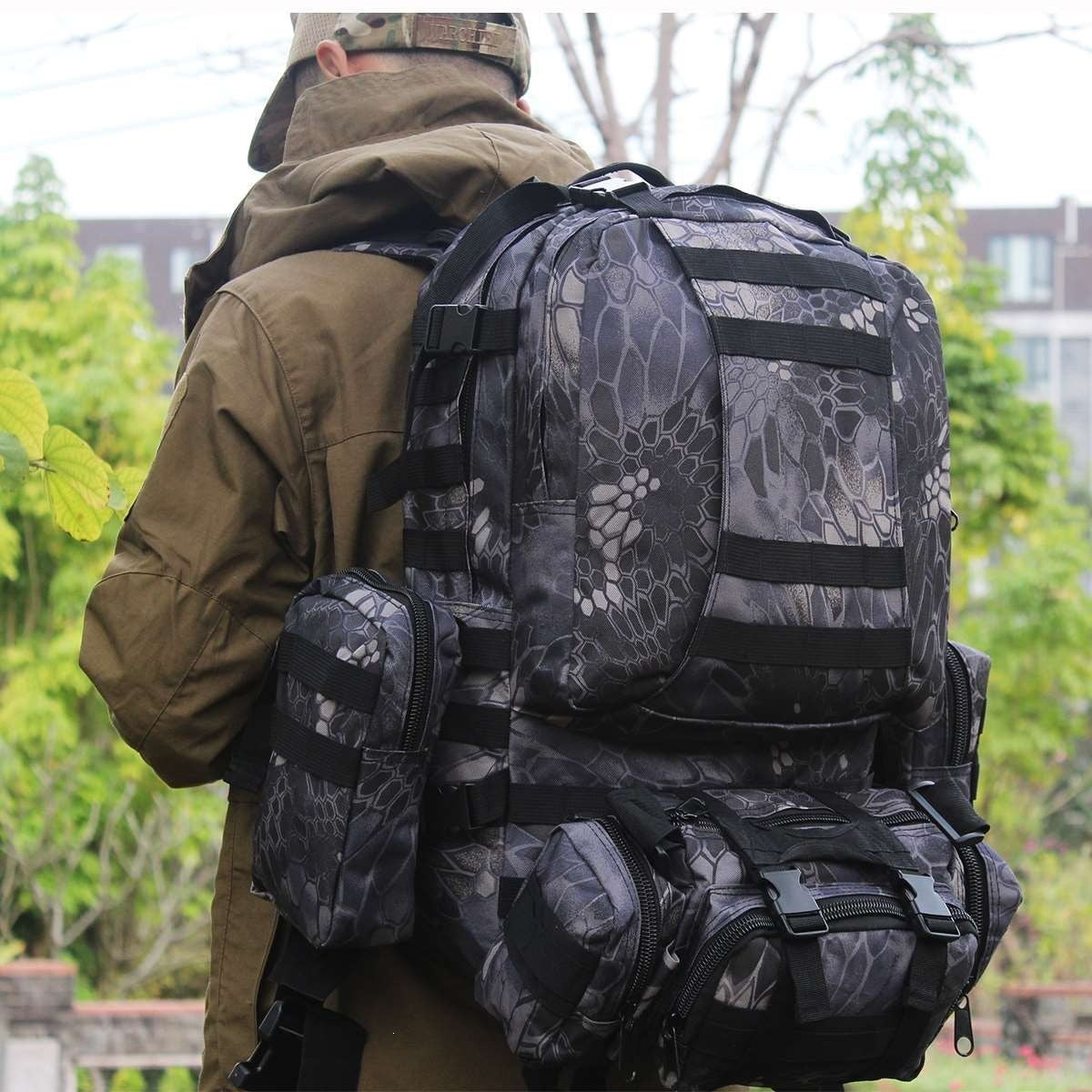 Taktischer Rucksack Mit Vielseitigem Stauraum Und Modularen Taschen Brehn