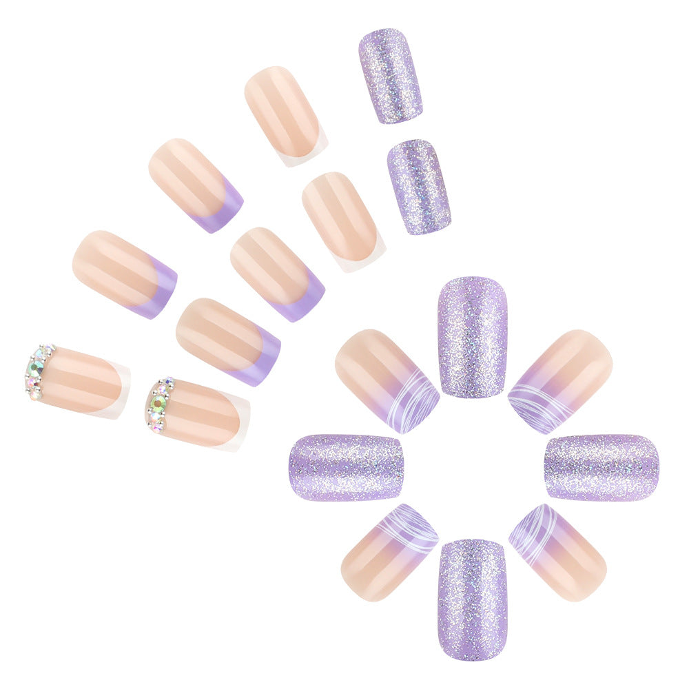 Elegantes Press-On-Nagelkunst-Set mit glamourösen Glitzerakzenten Brehn