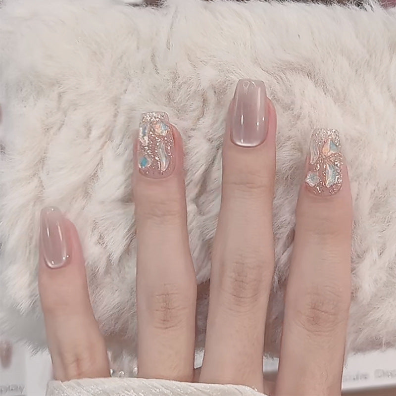 Dekorativer Press-On-Nagelset mit elegantem Marmor-Design Brehn
