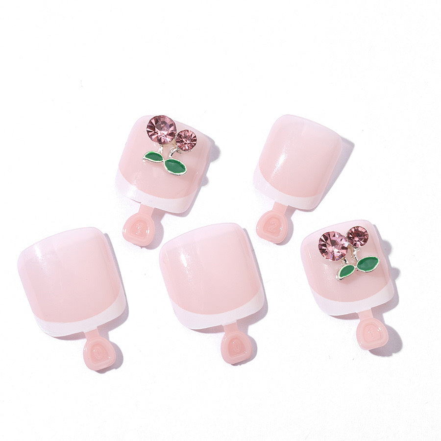 Kunstnagelset mit verspieltem Blumendesign Brehn