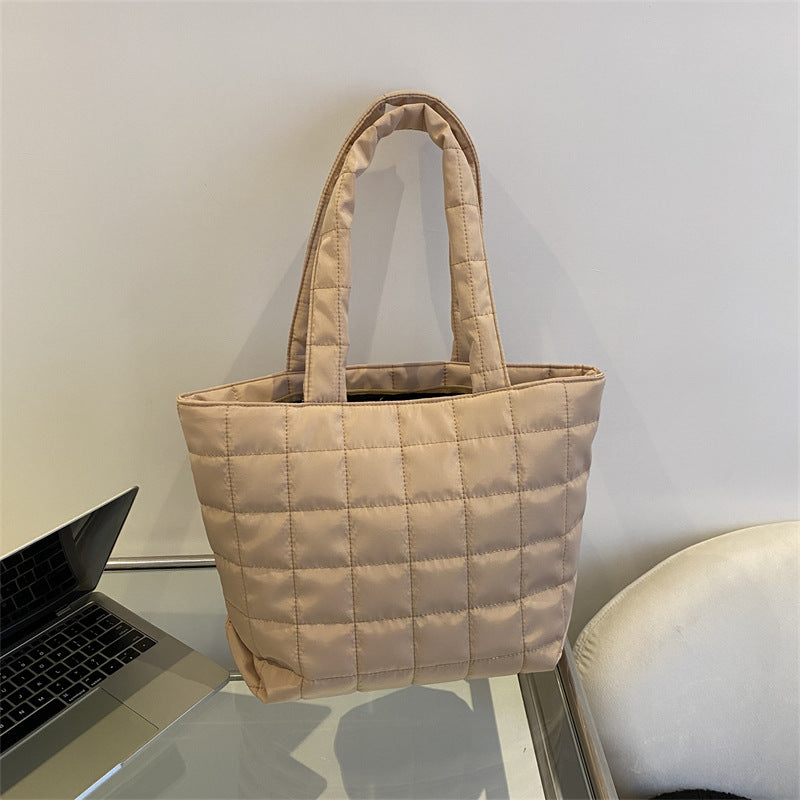 Gepolsterte Stepp-Tote-Tasche