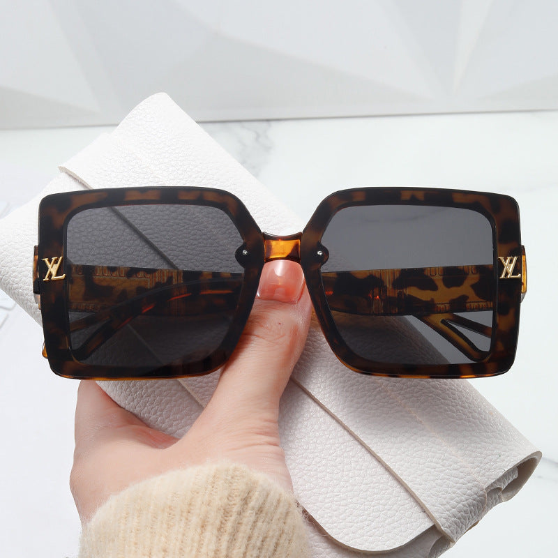 Damen modische quadratische Sonnenbrille mit elegantem Design Brehn