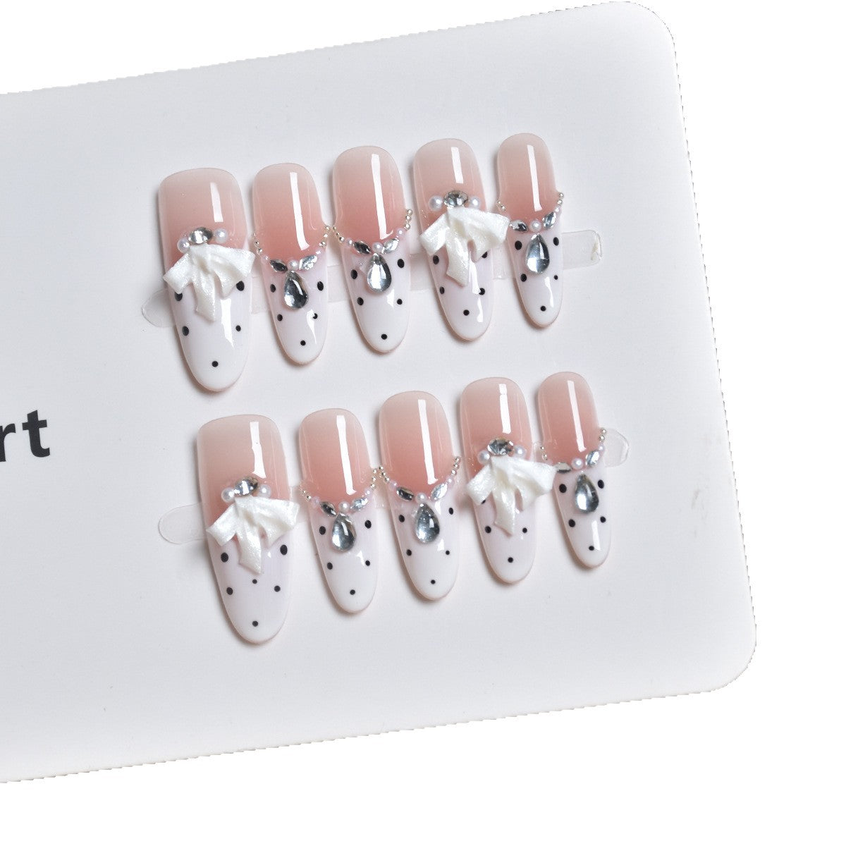 Elegante Press-On Nail Art Brehn