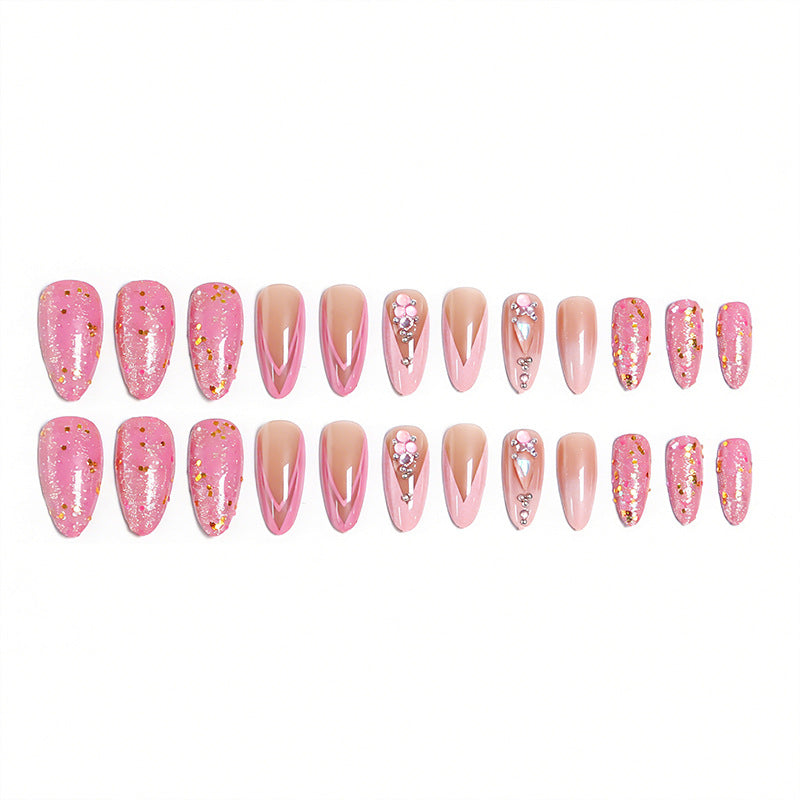 Kreative Nagelspitzen Brehn