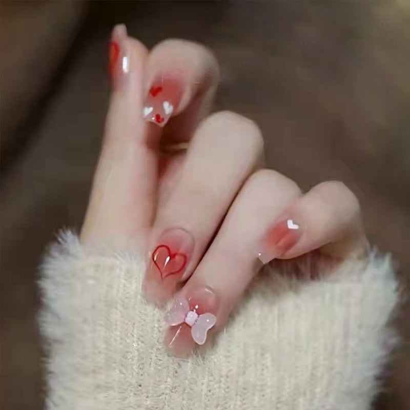 Dekorative 3D Schmetterling und Herz Nagelkunst