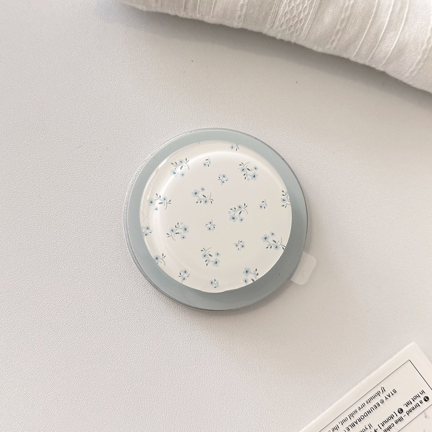 Dekorativer Keramik-Untersetzer mit floralem Design Brehn