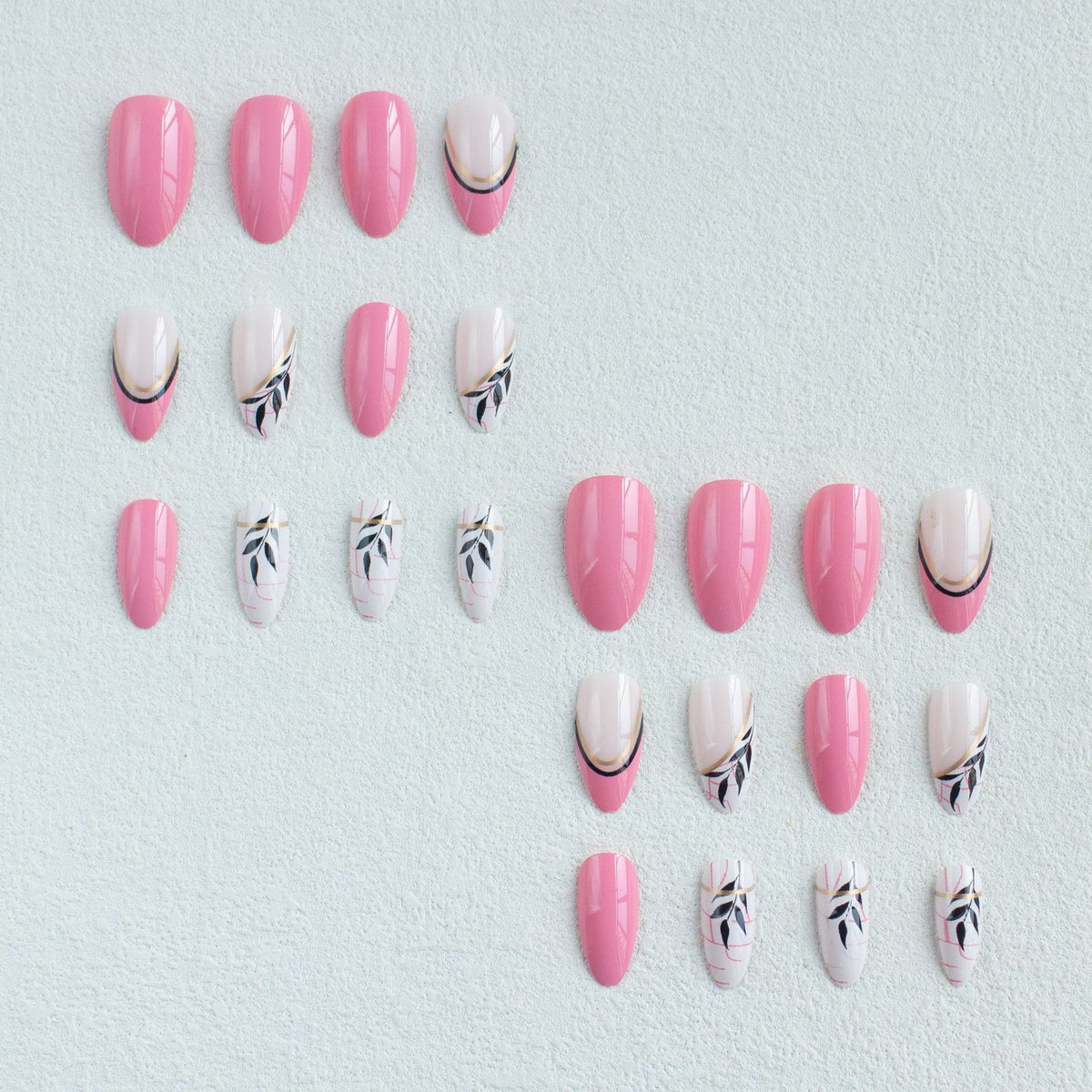 Elegantes Blumenkunst-Nagelset