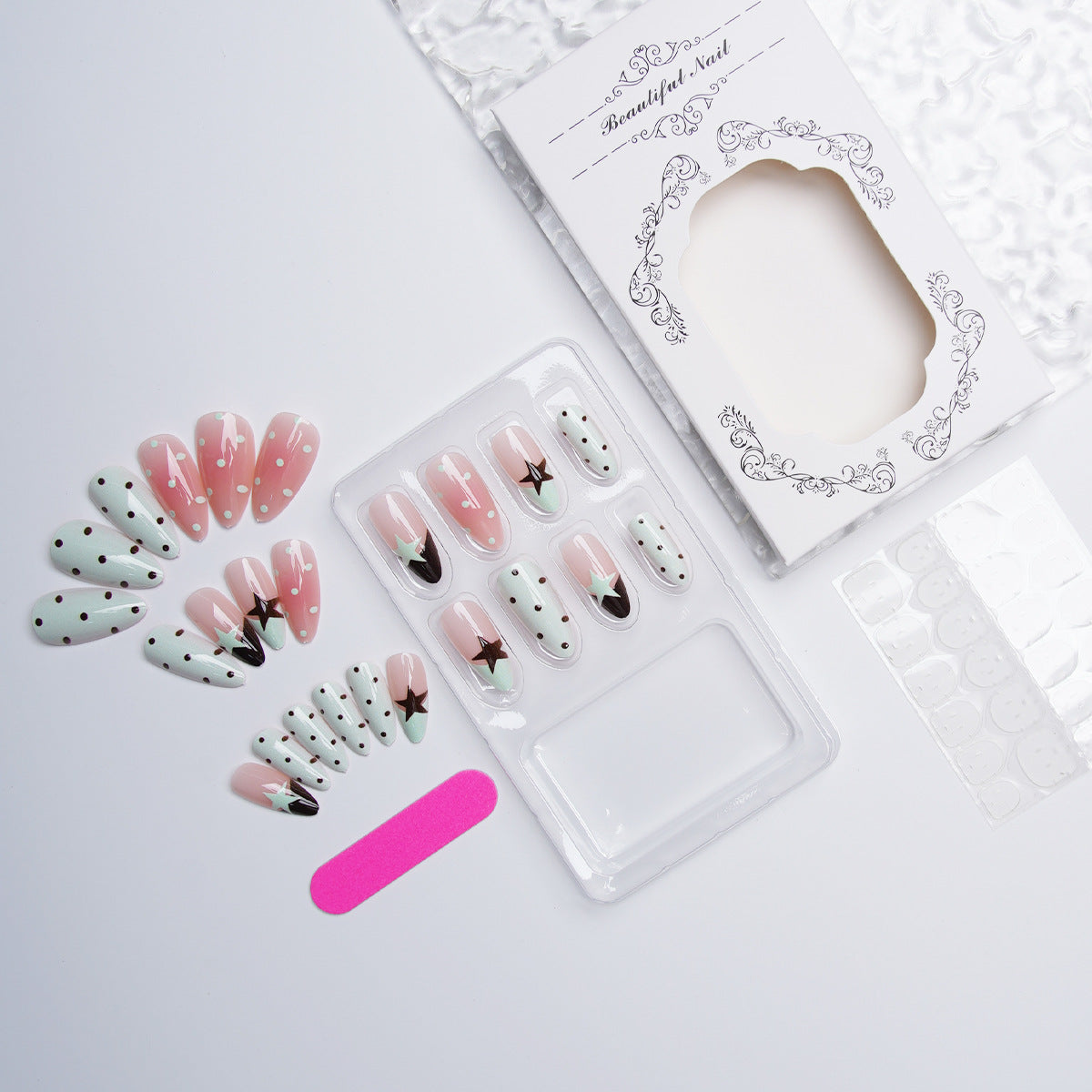 Künstliche Nagelkollektion Brehn