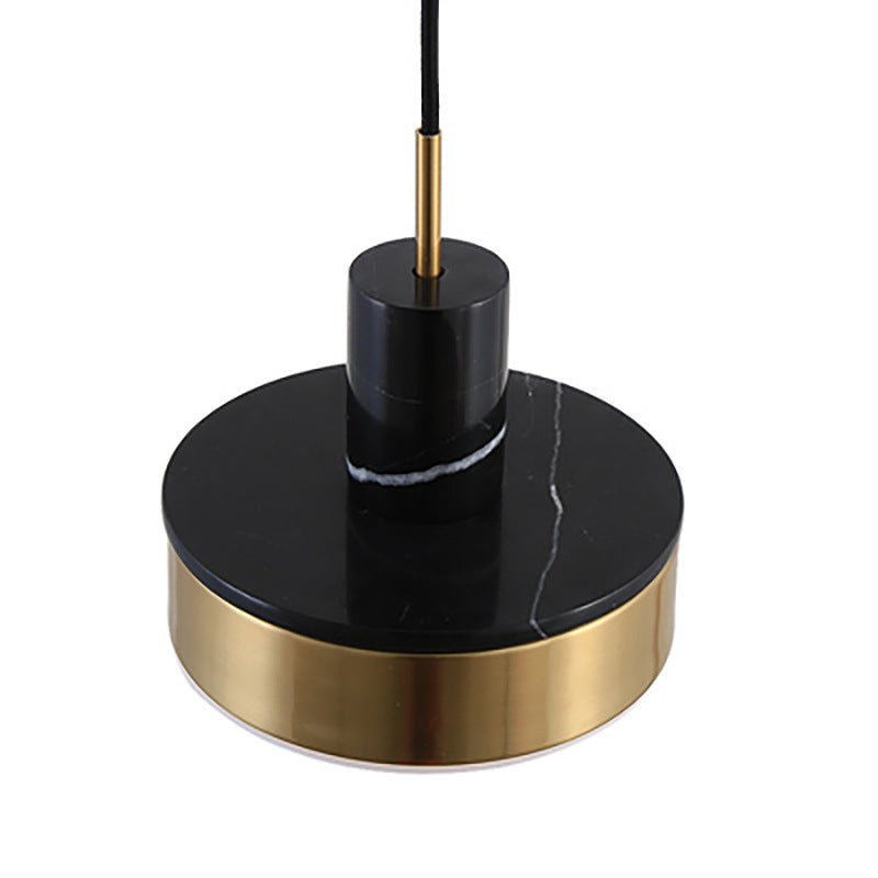 Moderne Marmor- und Goldpendelleuchte