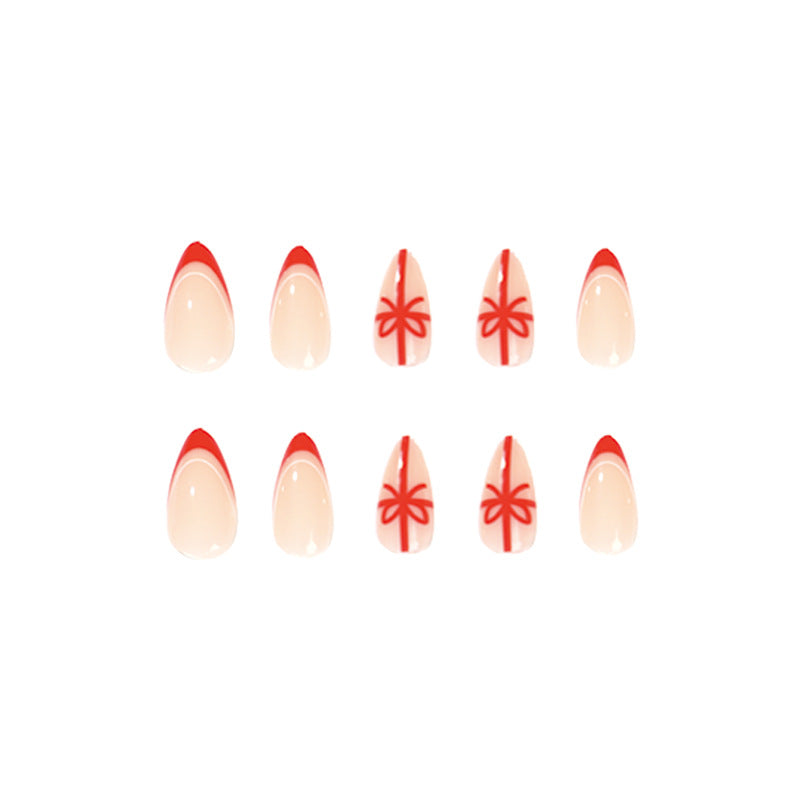 Elegante Nagelverlängerungen mit weihnachtlichem Design Brehn