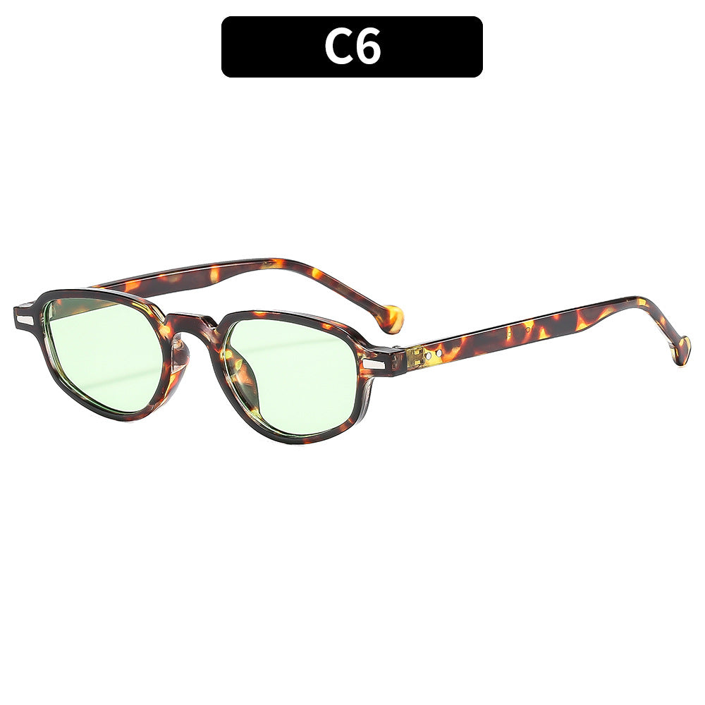 Vintage-inspirierte winkelförmige Sonnenbrille