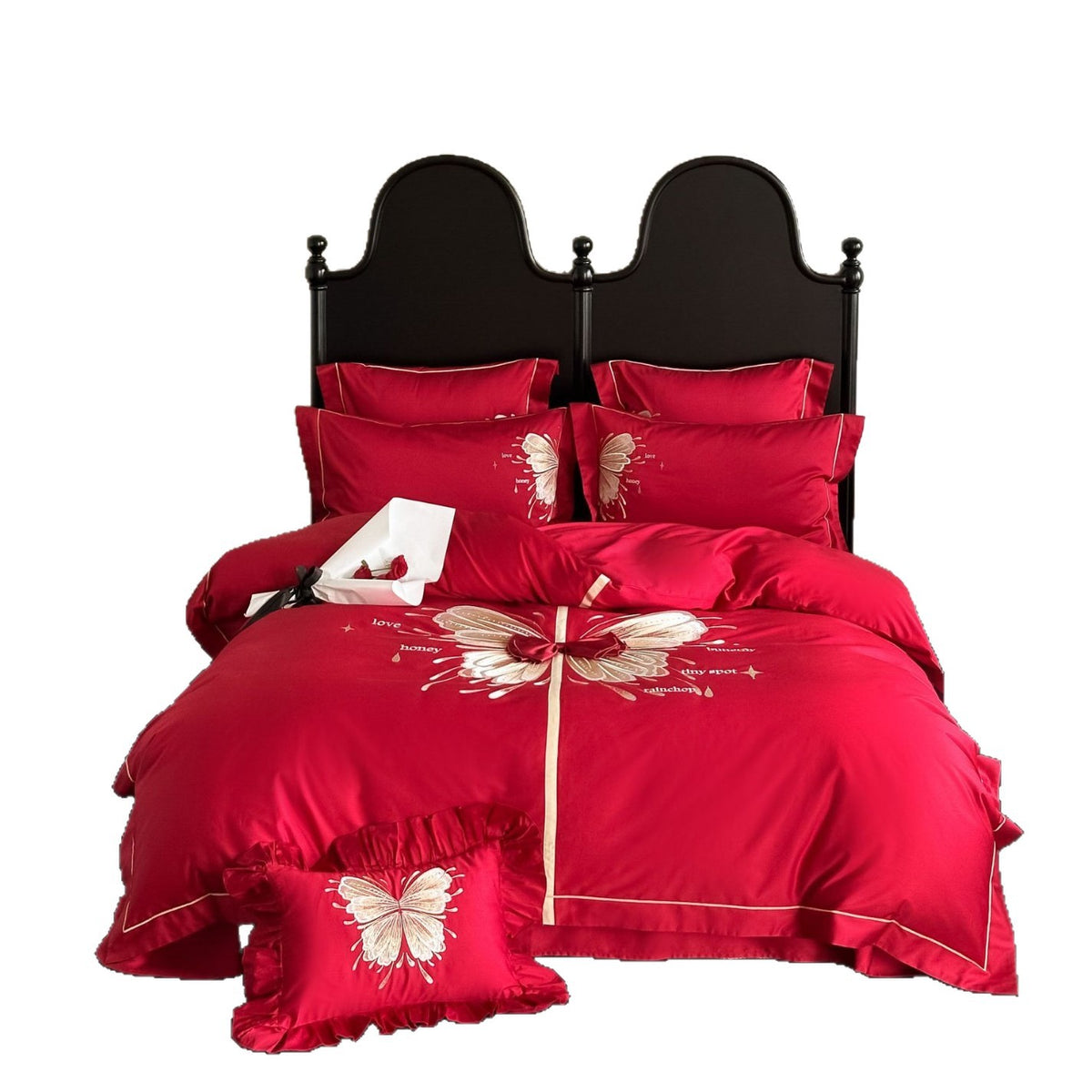 Luxuriöse Satin-Bettwäschegarnitur mit besticktem Schmetterlingsmotiv, Paspelierung und Zierband