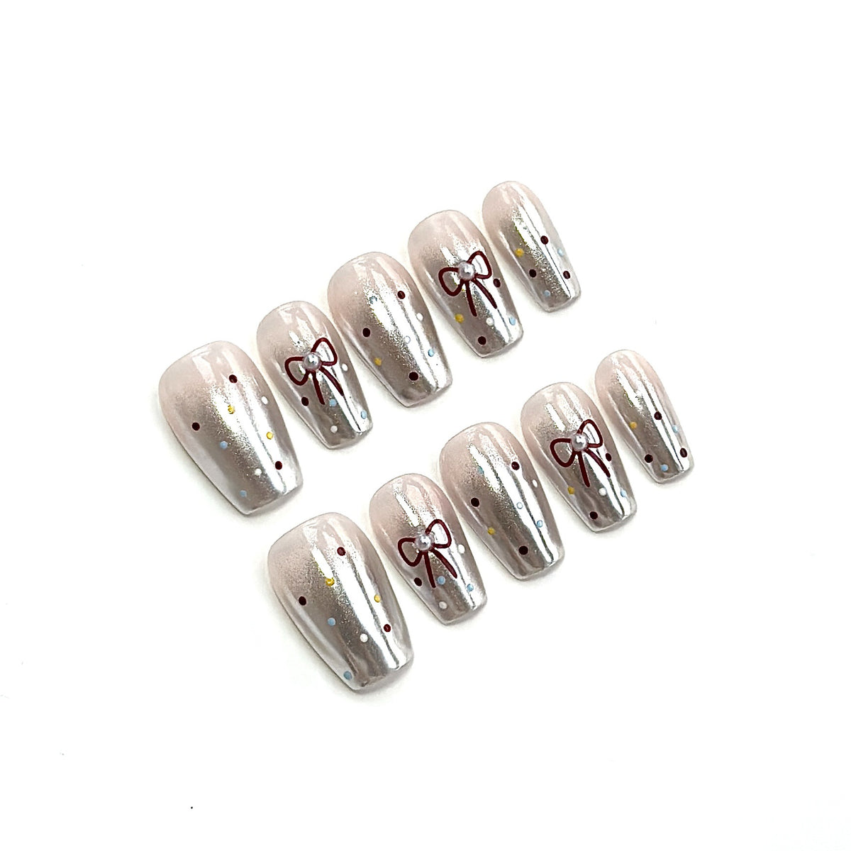 Dekorative Schleifen-verzierte Press-On Nagelkunst