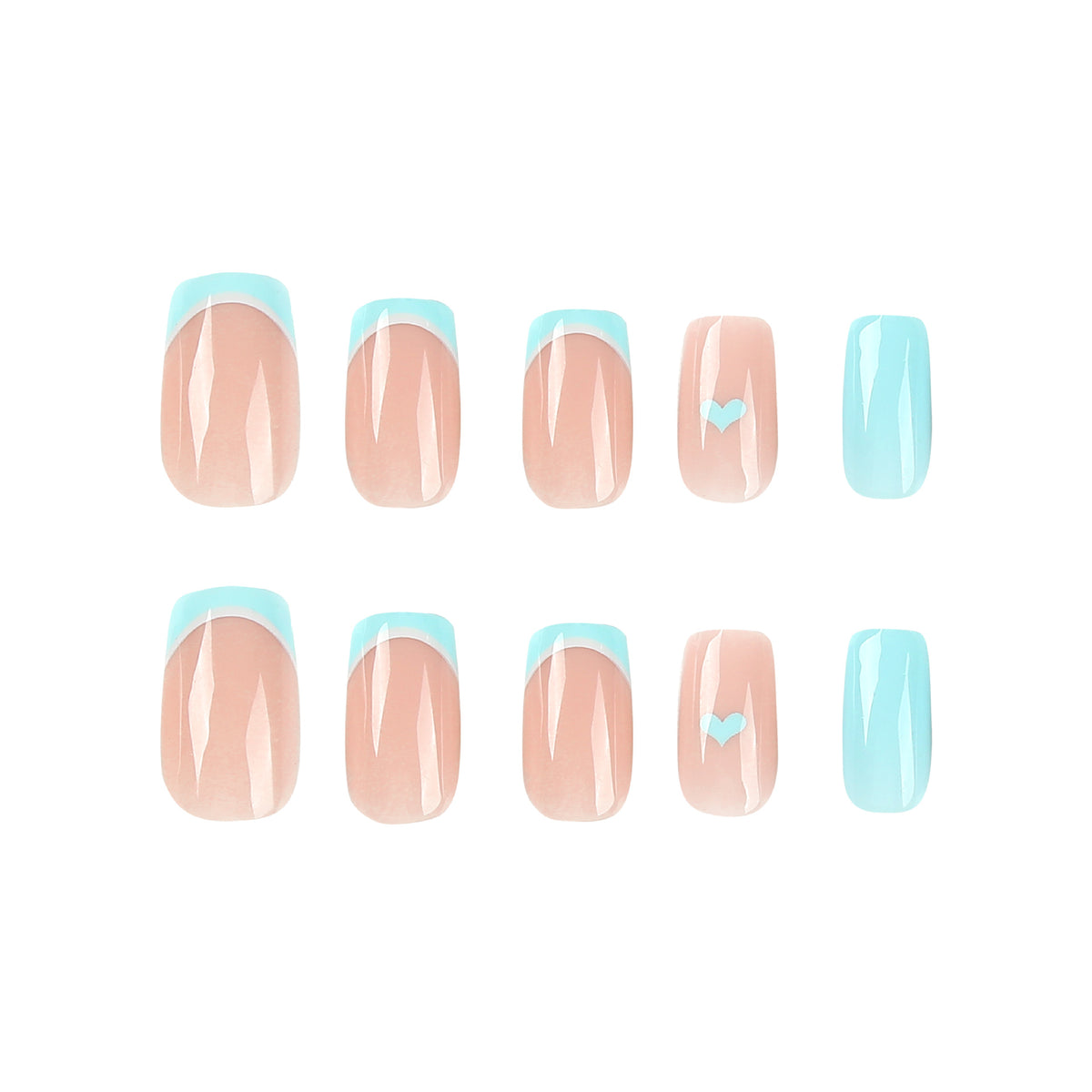 Kunstvolle Nagelkunst mit pastellblauen Akzenten Brehn