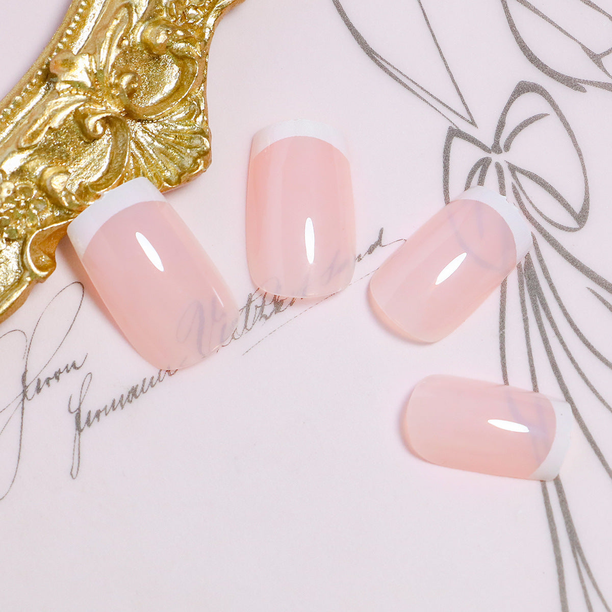 Elegante French Tip Drucknägel Set Brehn