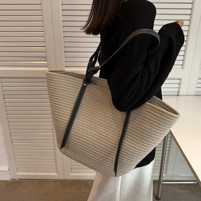 Elegante Shopper Tasche mit Textur Brehn