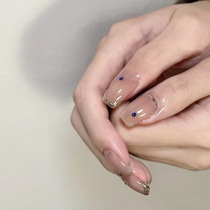 Elegantes Press-On-Nagelkunstset mit Glitzer und charmanten Akzenten Brehn