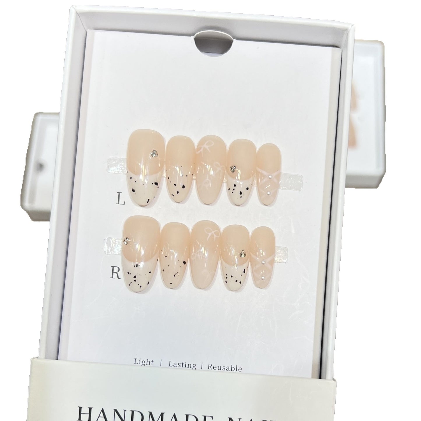 Handgemachtes dekoratives Press-On-Nagelset Brehn