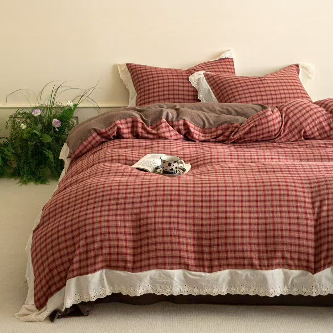 Bettwäsche-Set aus Flanell mit Karomuster, Wendebettbezug und Spitzenrand