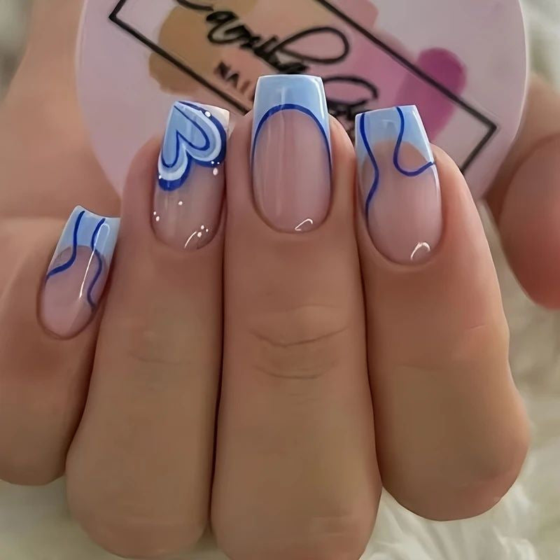 Herz-verzierte Gradient-Nagelkunst-Design Brehn
