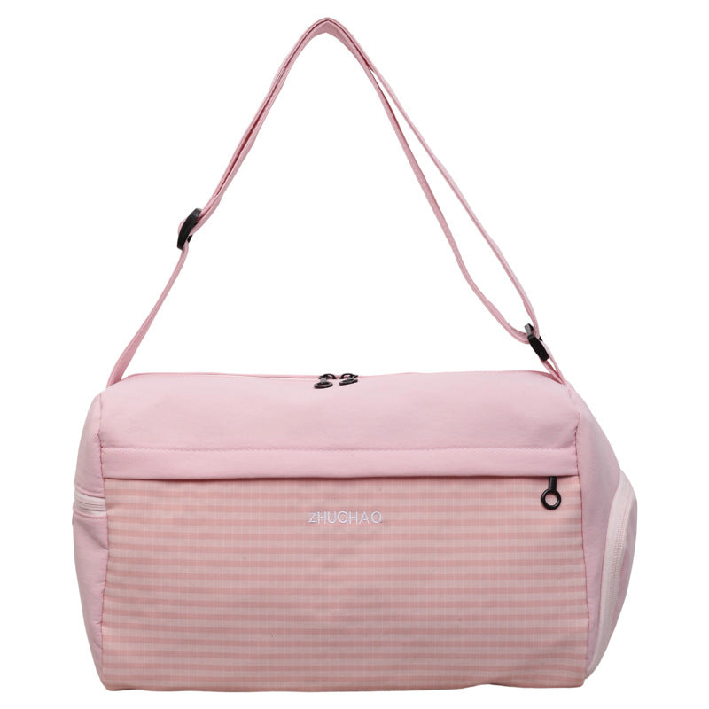 Sportliche Reisetasche Mit Verstellbarem Tragegurt Brehn