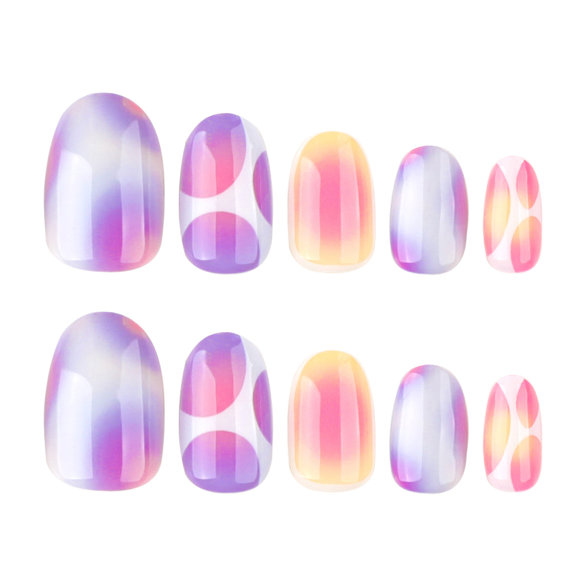 Elegante und kreative Nagelkunst mit sanftem Farbverlauf und geometrischen Akzenten Brehn