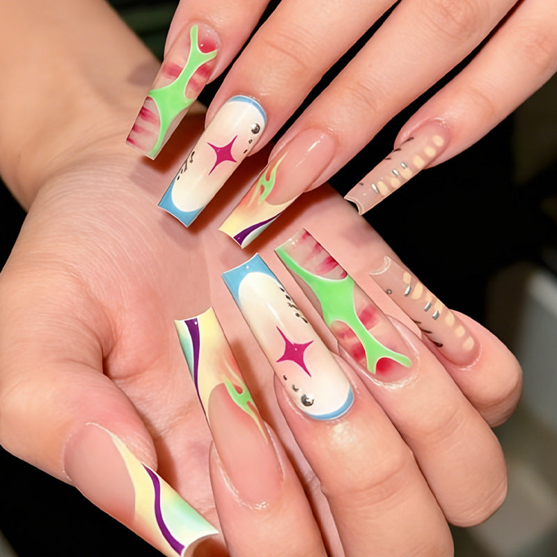 Kunstnagelset mit bunten Ombre-Designs und funkelnden Akzenten Brehn