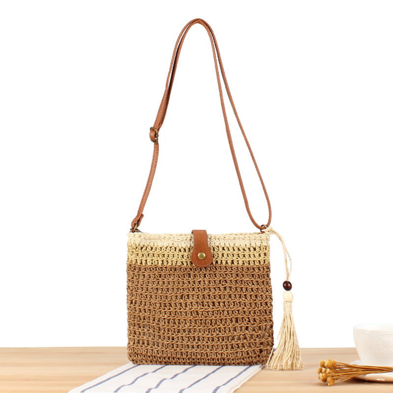 Handgefertigte Schultertasche mit Quasten und Lederakzenten Brehn