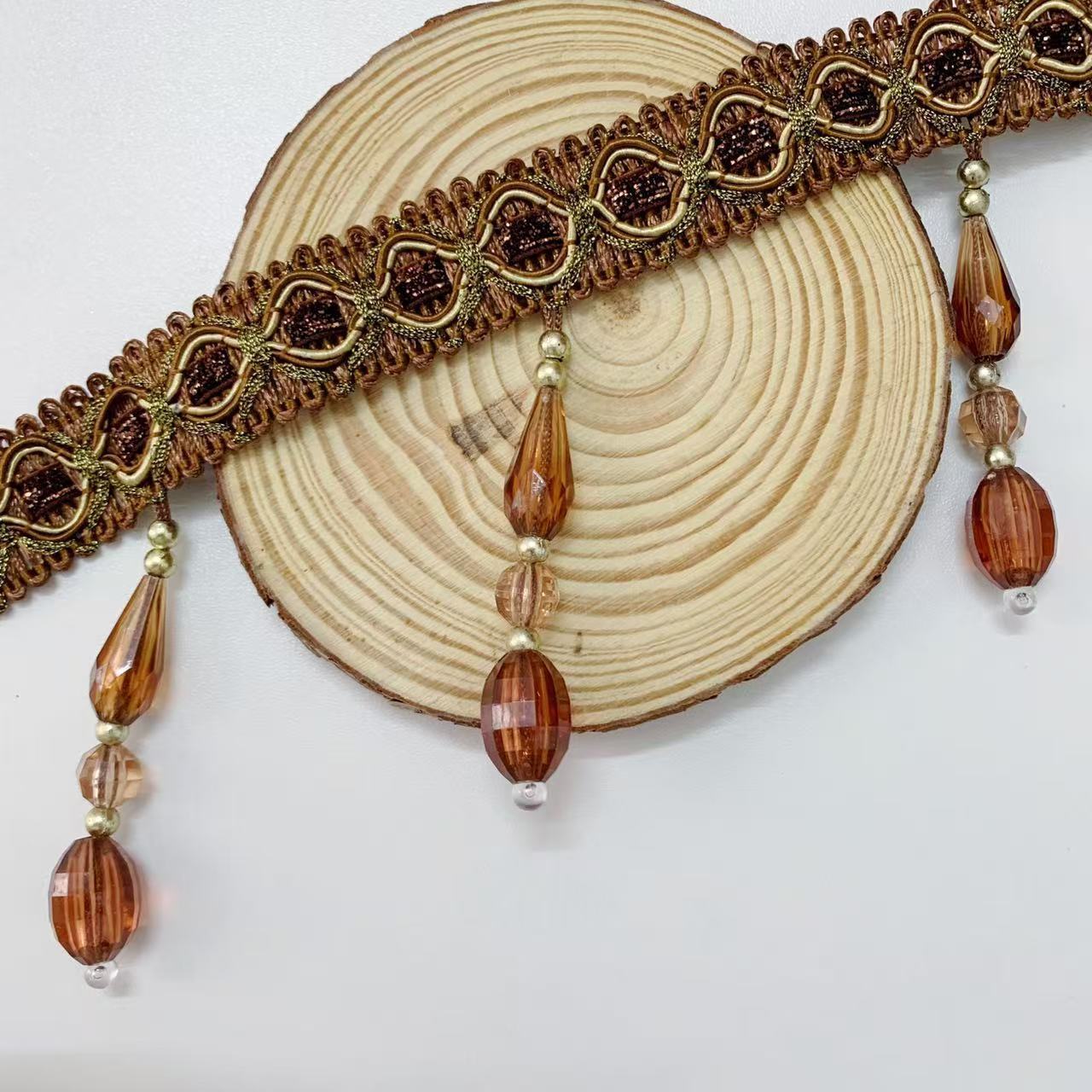 Elegante und Auffällige Borte mit Glaskristallen Brehn