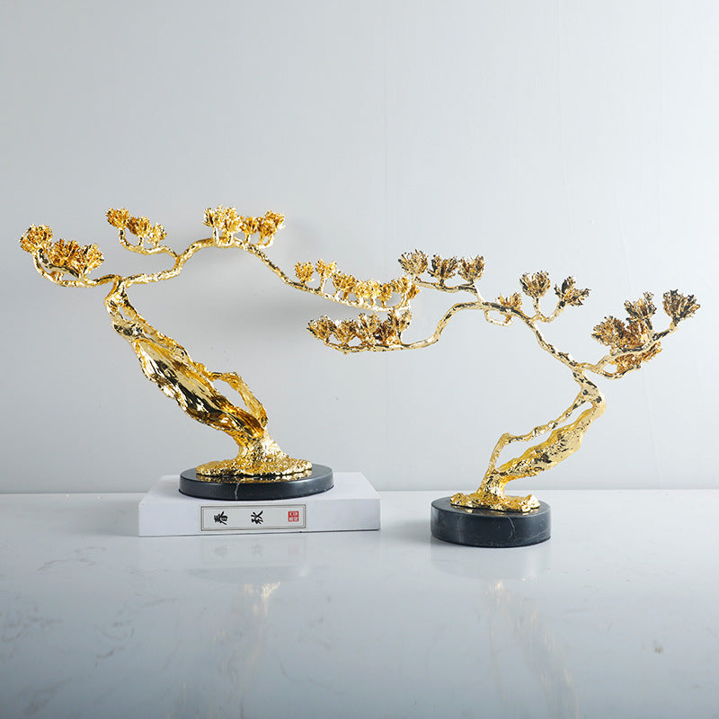 Elegante dekorative Baumskulptur
