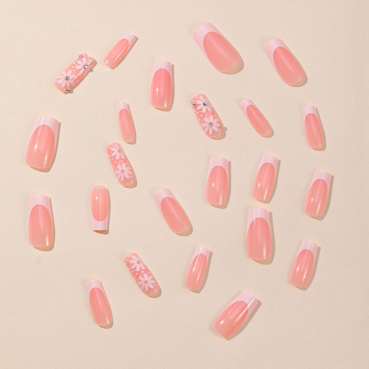 Elegante florale Akzent-Nagelkunstverlängerungen Brehn