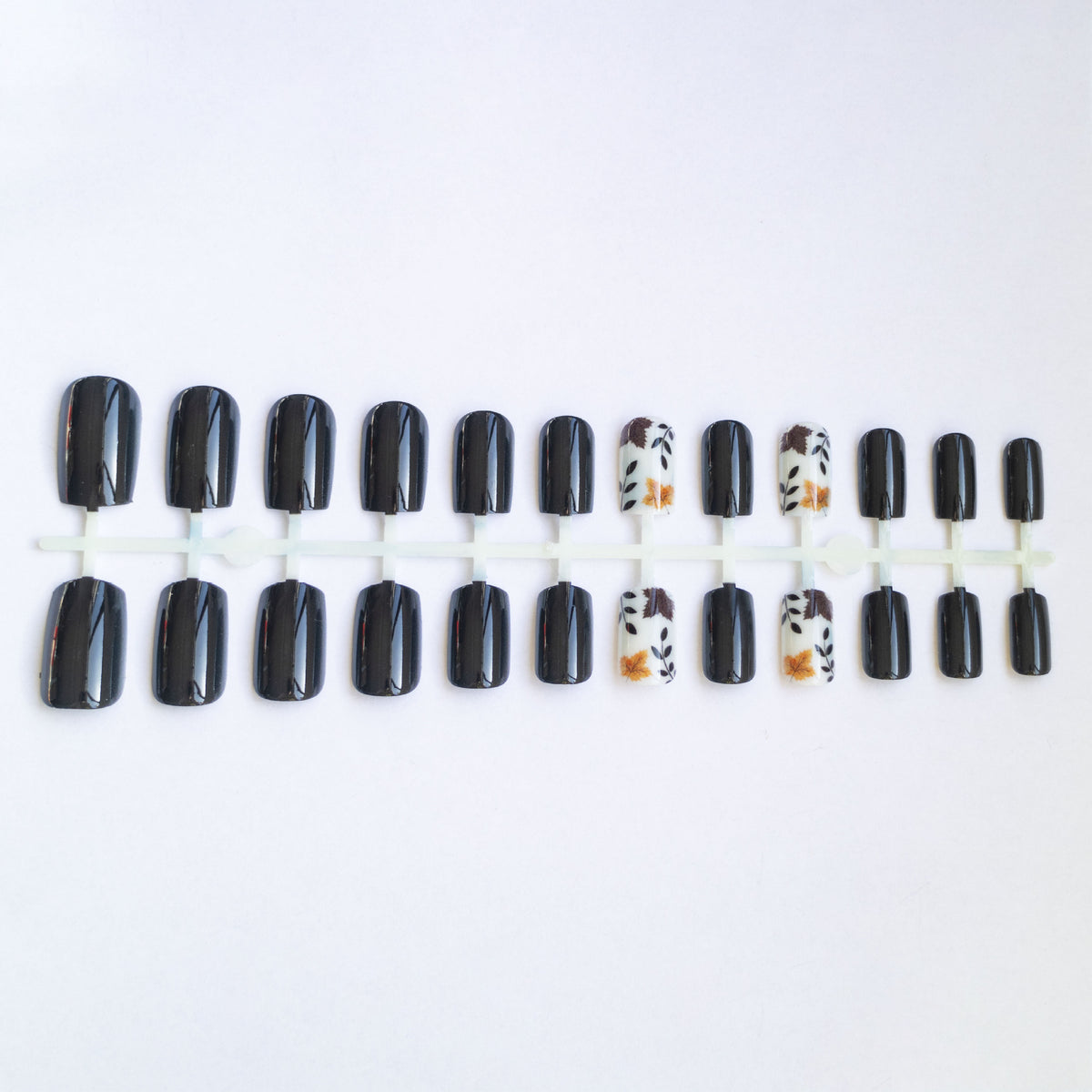 Dekorative Nagelkunst