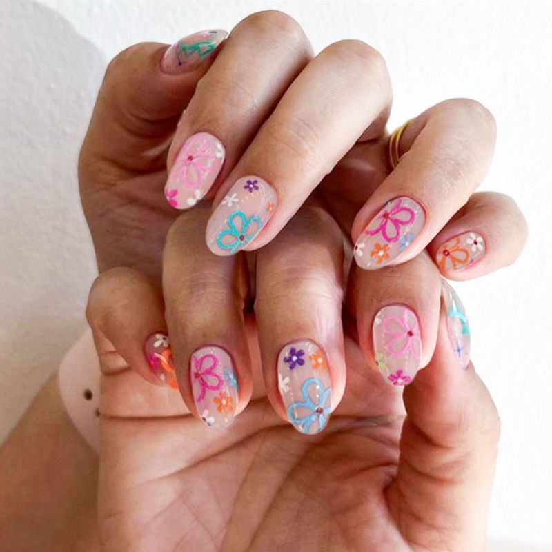 Kunstnagelset mit bunten Blumenmotiven Brehn