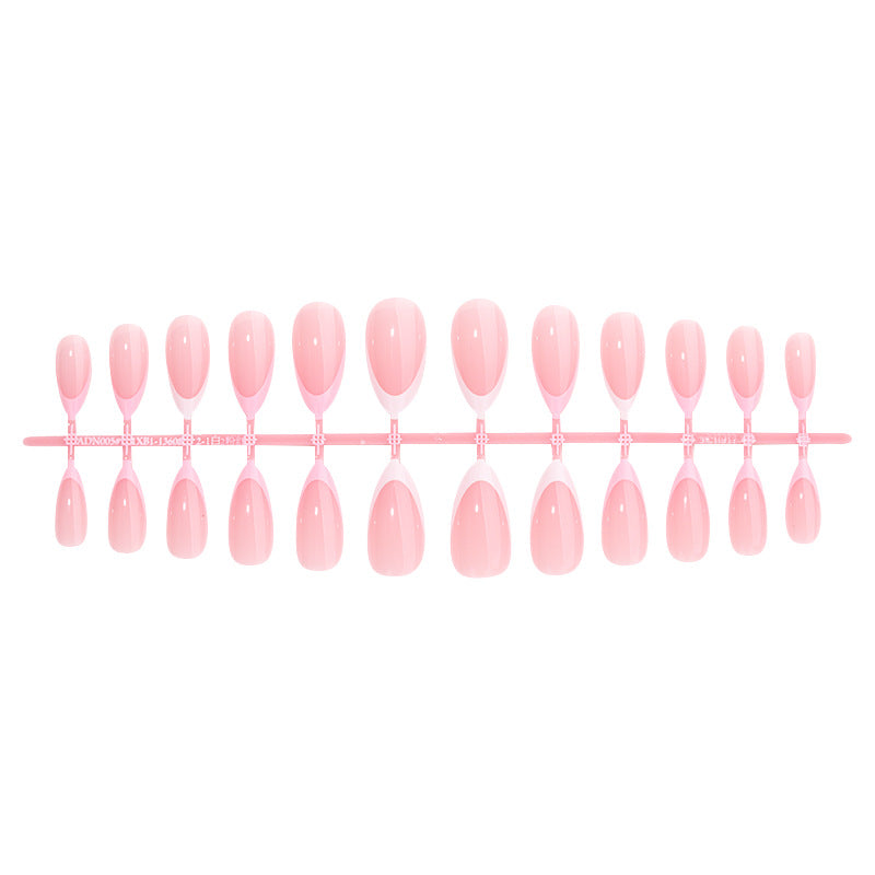 Premium Press-On Nail Set mit elegantem French Tip Design Brehn