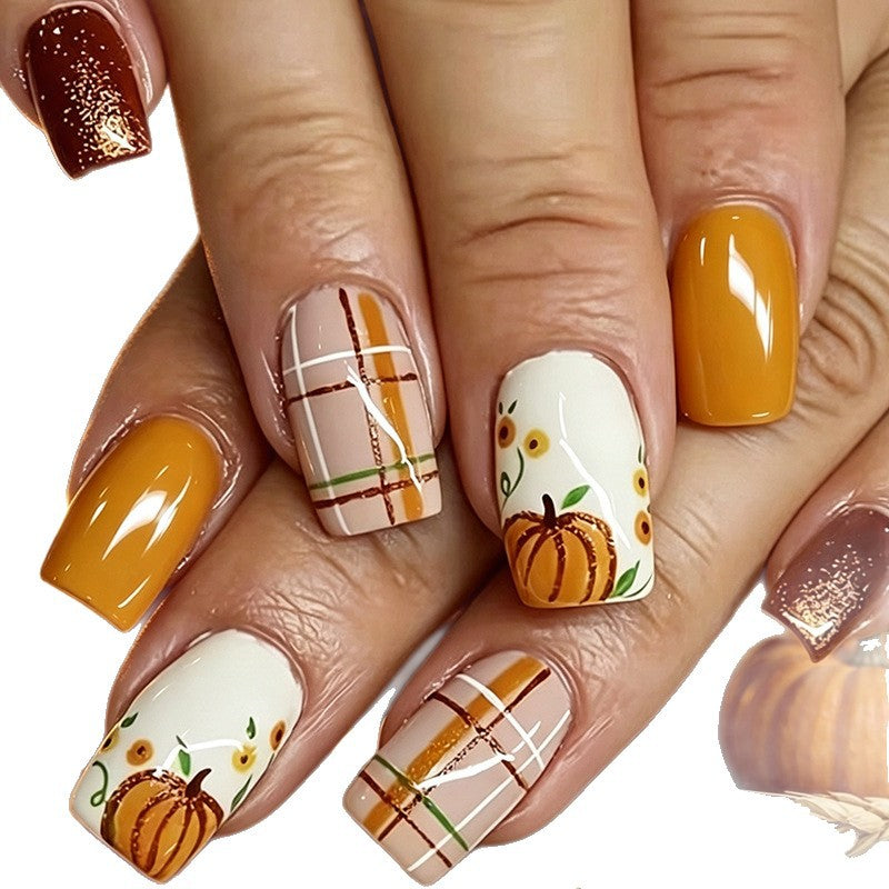 Festliches von Kürbissen inspiriertes Nagelkunstset Brehn