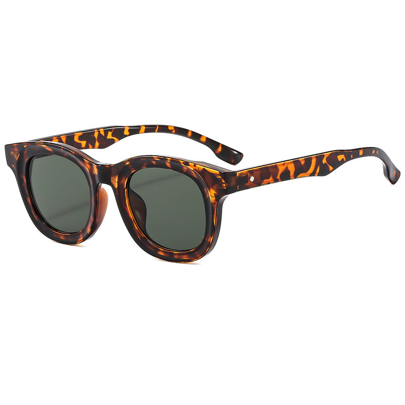Damen Runde Sonnenbrille mit stylishen, breiten Kunststoff-Rahmen Brehn