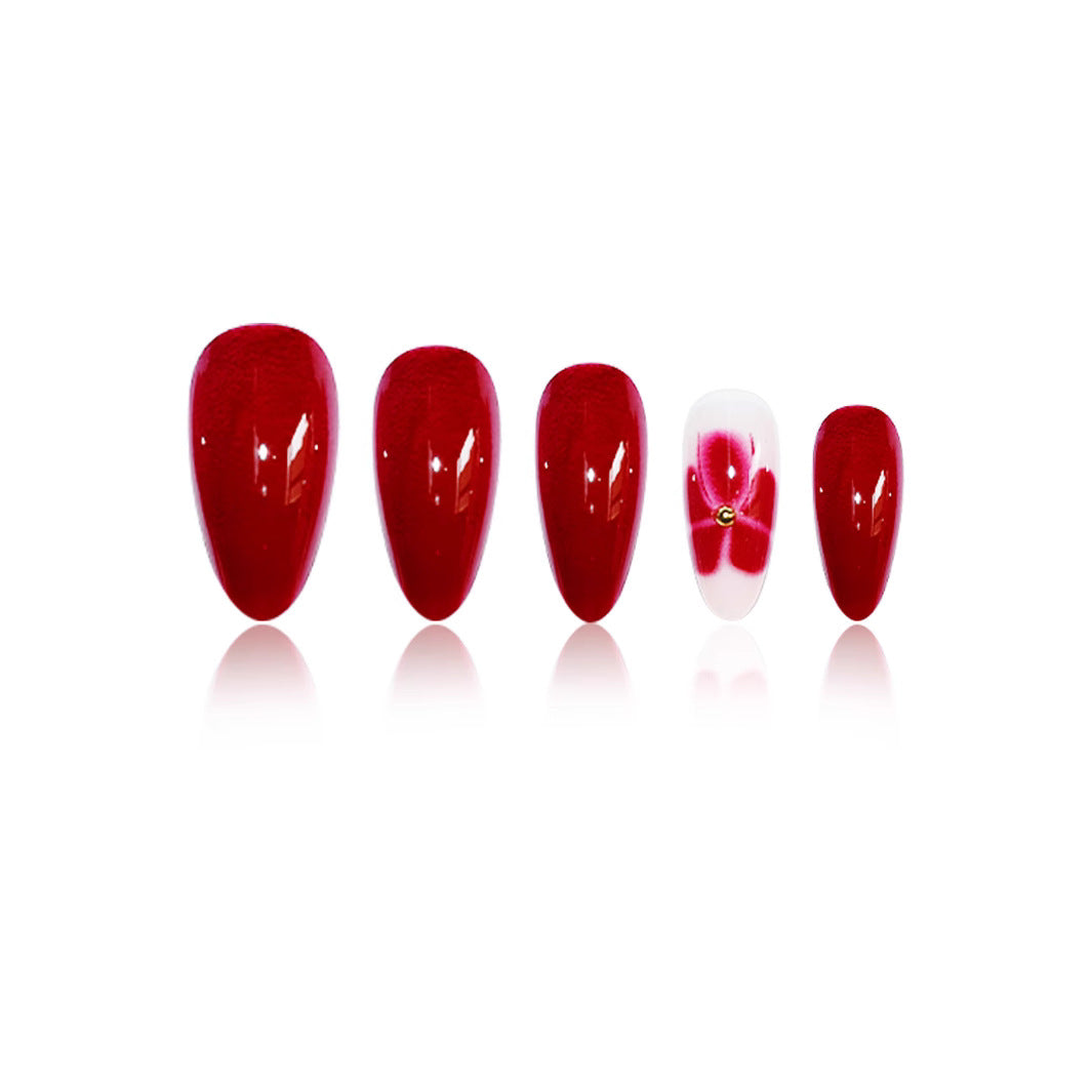Elegante florale Press-On-Nagelkunst Brehn