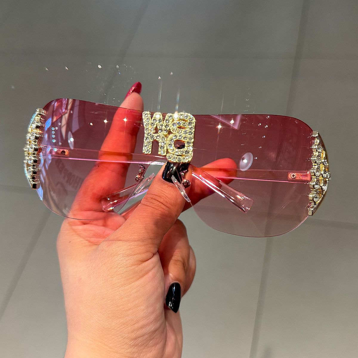Damen modische Oversized-Sonnenbrille mit Strass-Applikationen Brehn