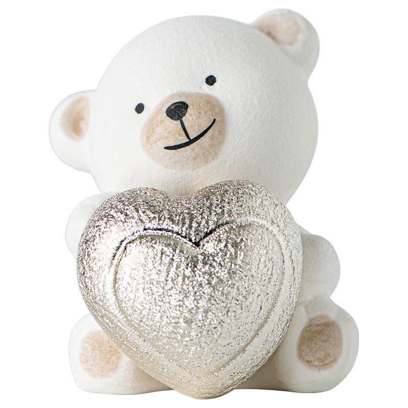 Kawaii Bärenfigur mit Herz Brehn