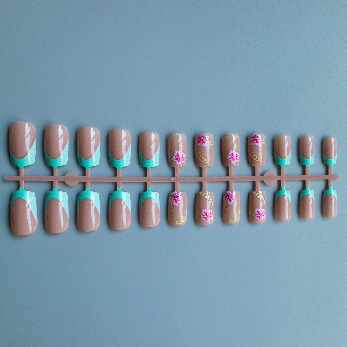 Floral Accent Acryl-Nagelkunst Set