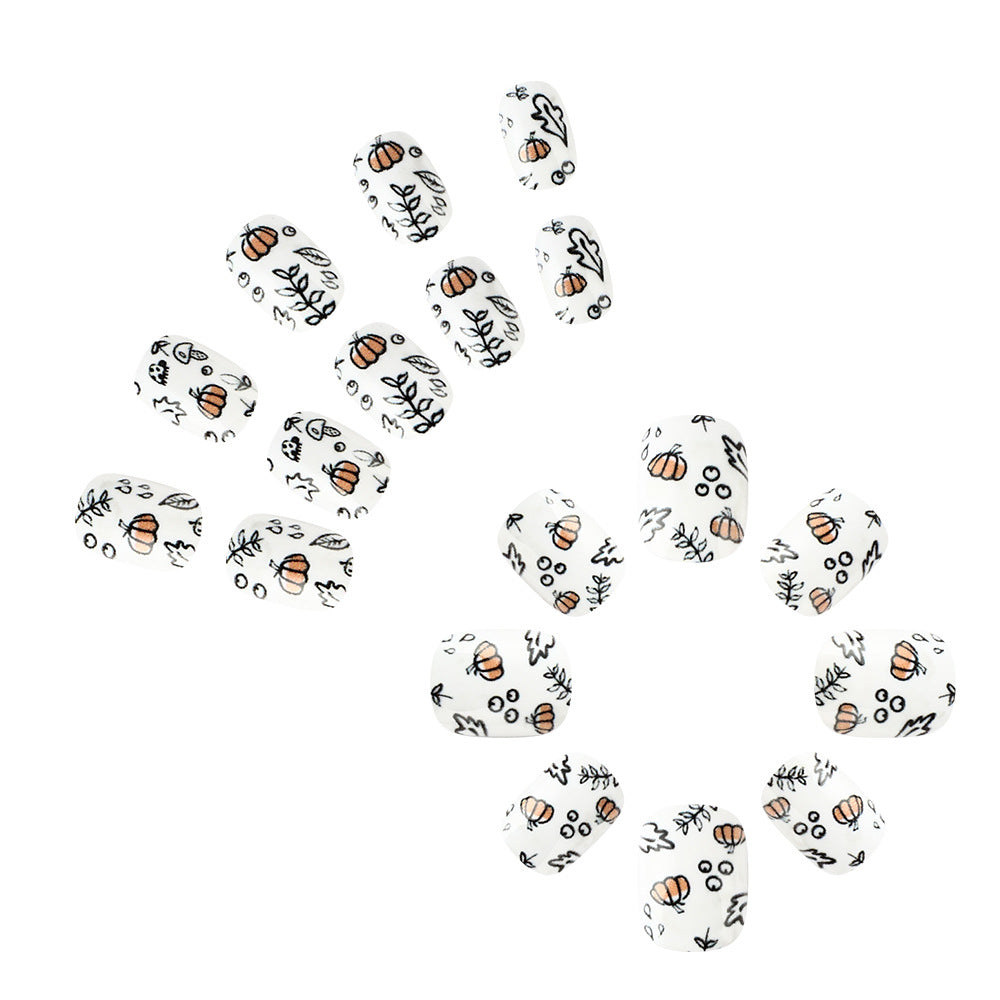 Saisonale Kürbis-Themen-Nagelkunst Brehn