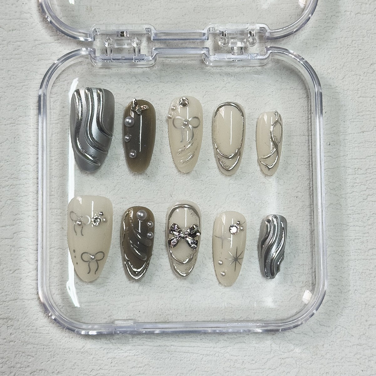 Dekorative Nagelspitzen Brehn