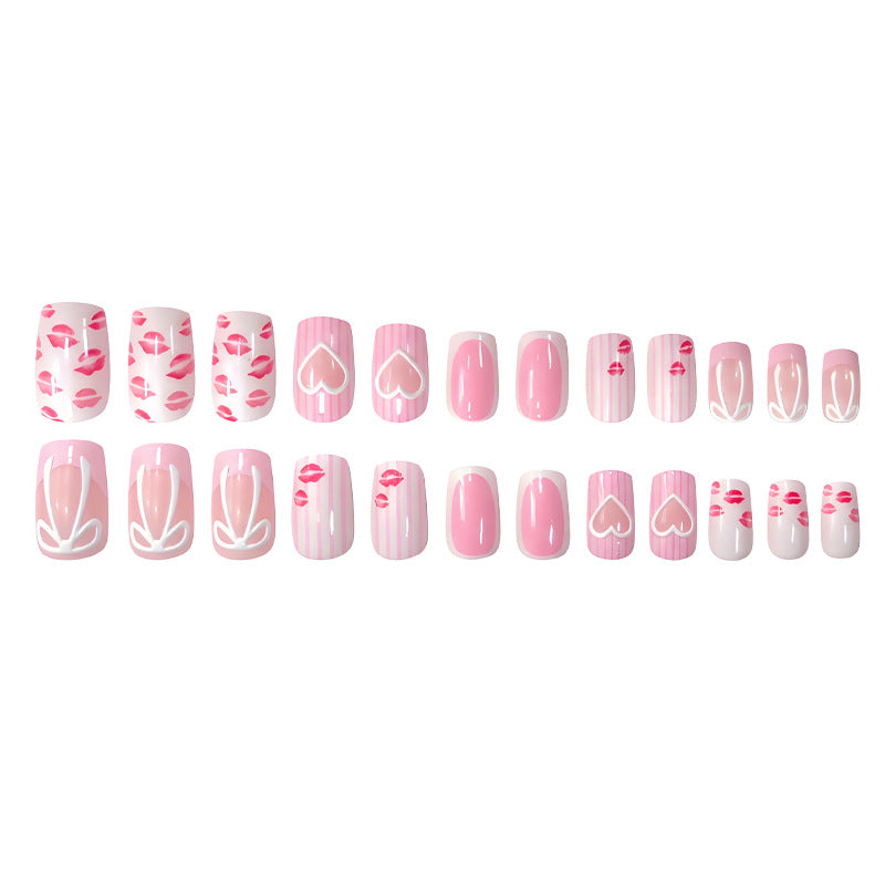 Kunstnagelset mit liebevollen Herz- und Lippenmotiven Brehn