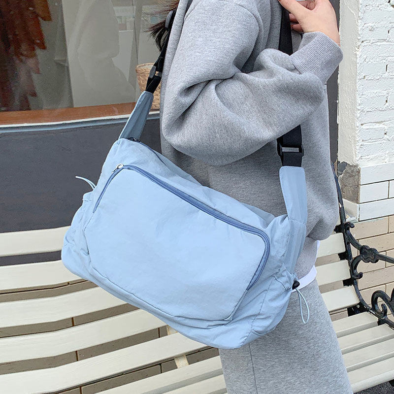 Funktionale Mehrzwecktasche mit mehreren Fächern