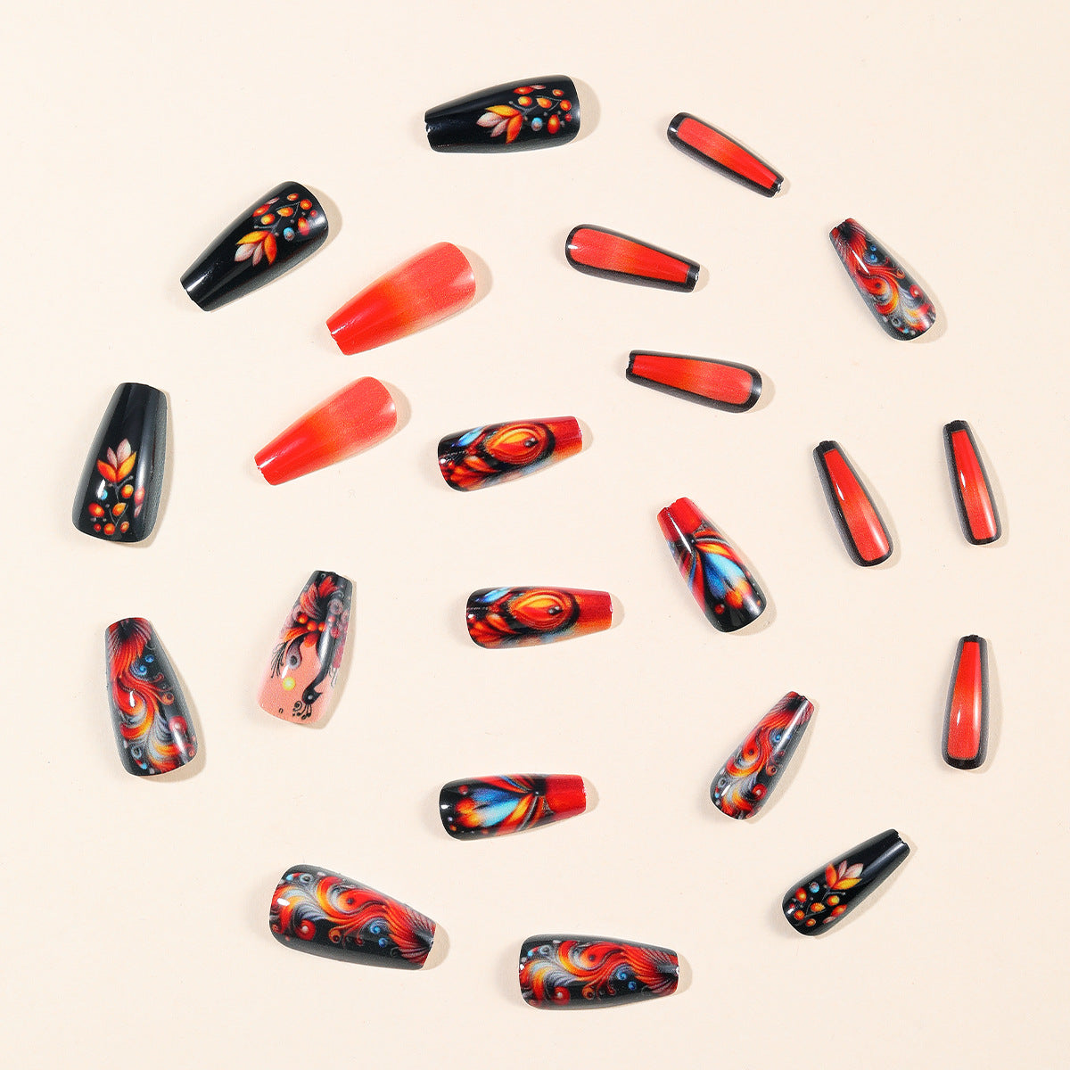 Aufwändiges Pfauen-Nailart-Design Brehn